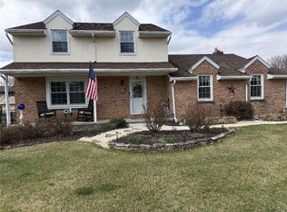 1972 Maria Ln S, Allentown, PA 18104