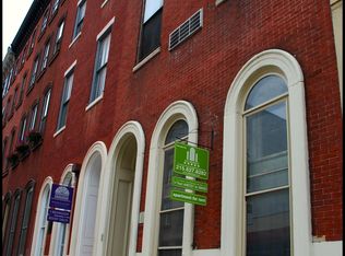 1734 Spruce St APT 1F, Philadelphia, PA 19103