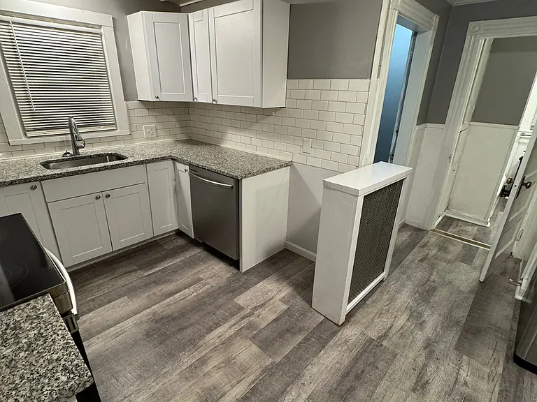 151R S Main St #2 — Photo 3