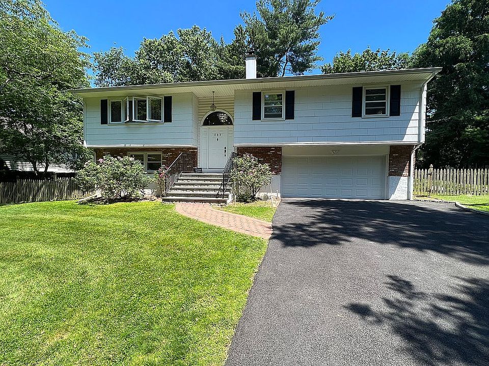 1st image of 283 Woodlands Ave