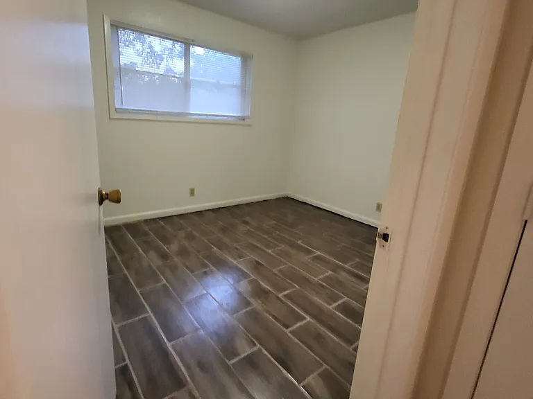 3704 Forestwood St — Photo 4