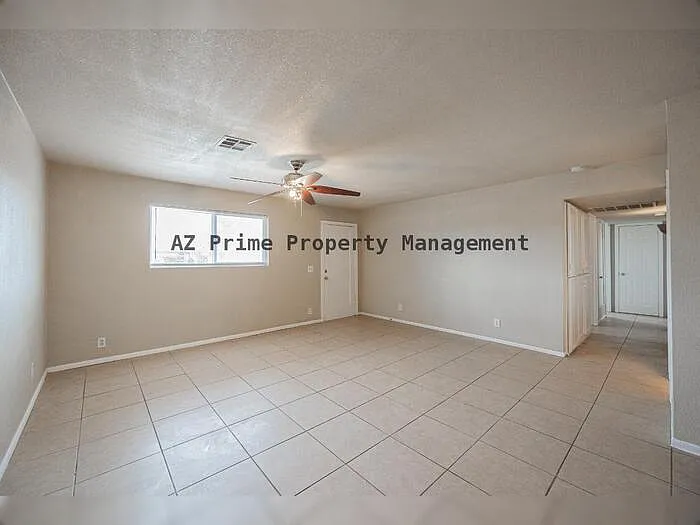2062 E Nancy Ln — Photo 5
