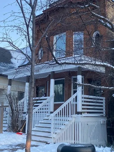 1516 E 4th St #2 Photo 1