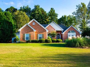 3465 Garden Walk Ln, Loganville, GA 30052