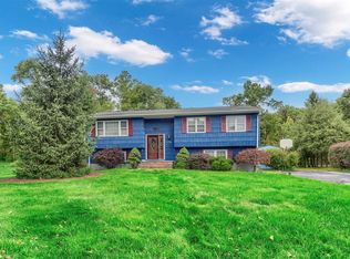 128 Barnes Rd, Washingtonville, NY 10992