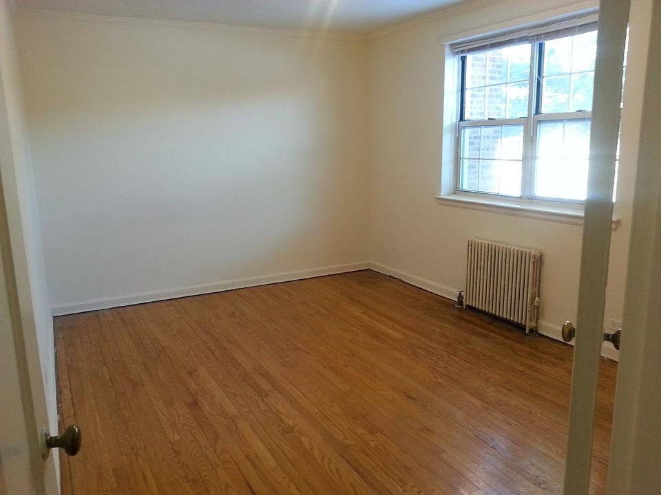 2nd image of 7728 141st St #2