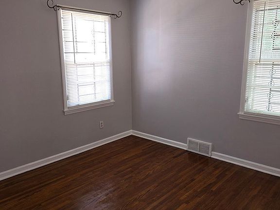 2nd image of 394 Vandalia St
