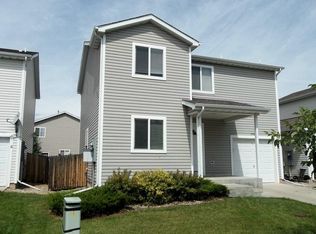 3327 Warren Farm Dr, Fort Collins, CO 80526