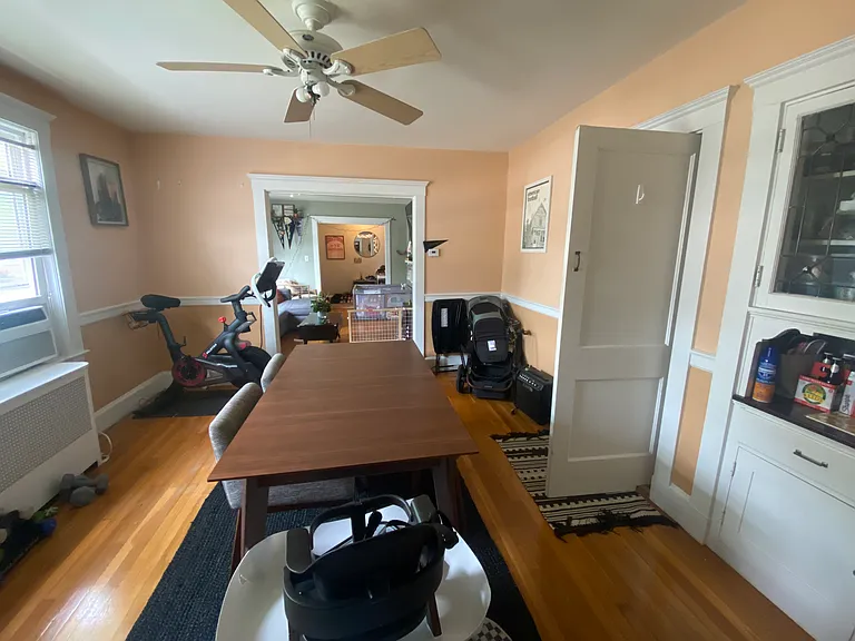 64 Hewlett St #1 — Photo 4