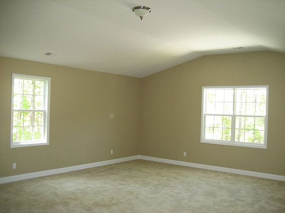 258 Hundred Oaks Pkwy