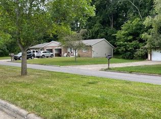 100-102 Pheasant Trl, Mansfield, OH 44904