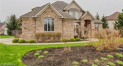 1st image of 374 E Kilbridge Dr