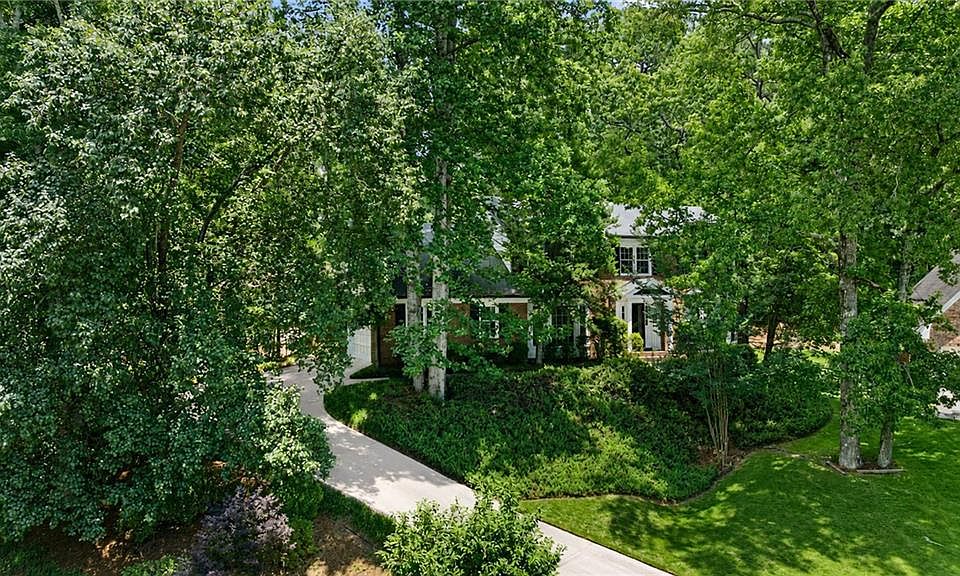 1st image of 1689 Wellshire Ln
