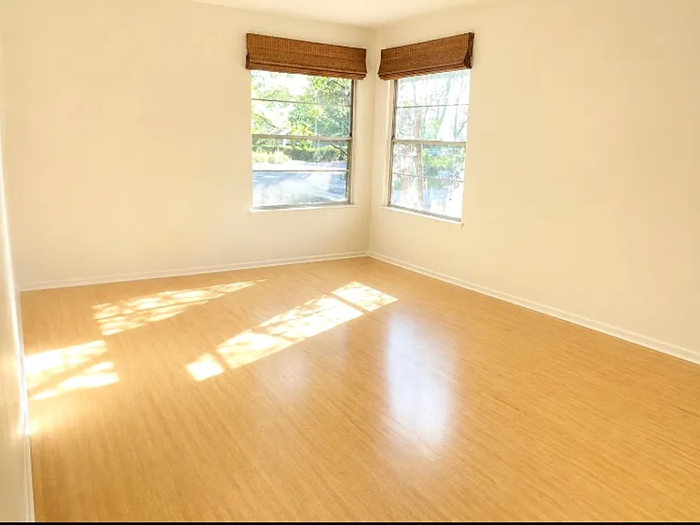 4700 Glenhaven Cir — Photo 12