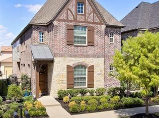 2249 Longwood Dr, Carrollton, TX 75010