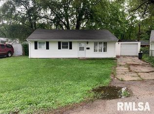 11 Garnet Ct, Springfield, IL 62703