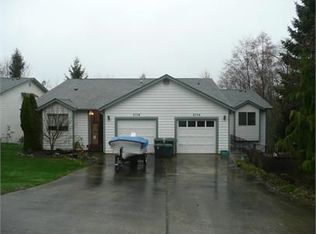 2114 21st St, Anacortes, WA 98221