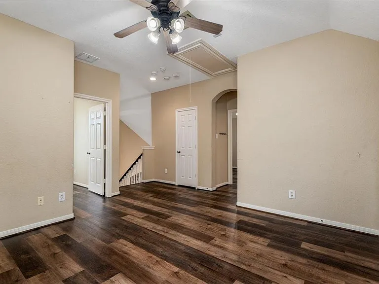 130 Zephyr Bend Pl — Photo 24