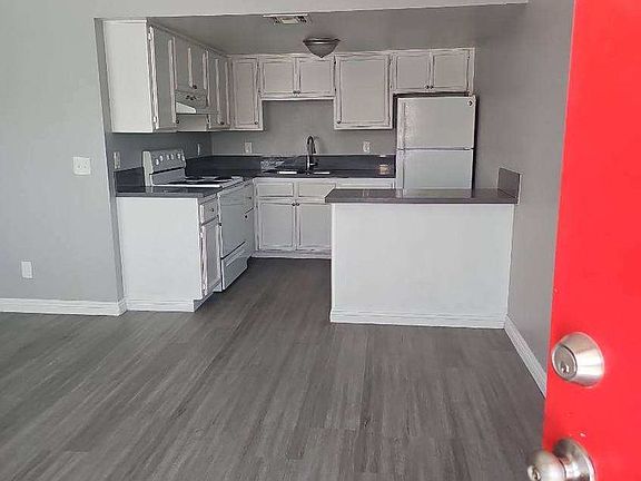 2nd image of 4720 Cessna Ave APT 4