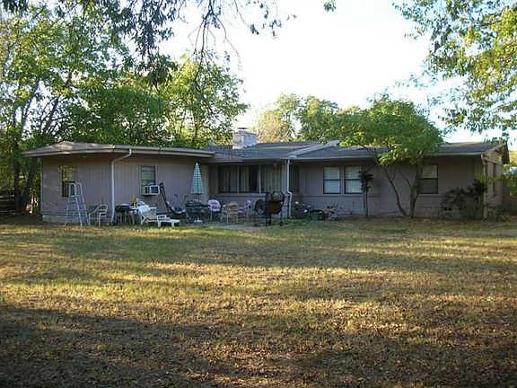 3rd image of 7308 Coronet Ave