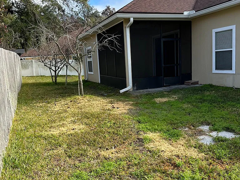 12083 Footman Ct — Photo 20