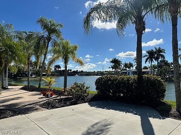 4th image of 1233 Diamond Lake CIR