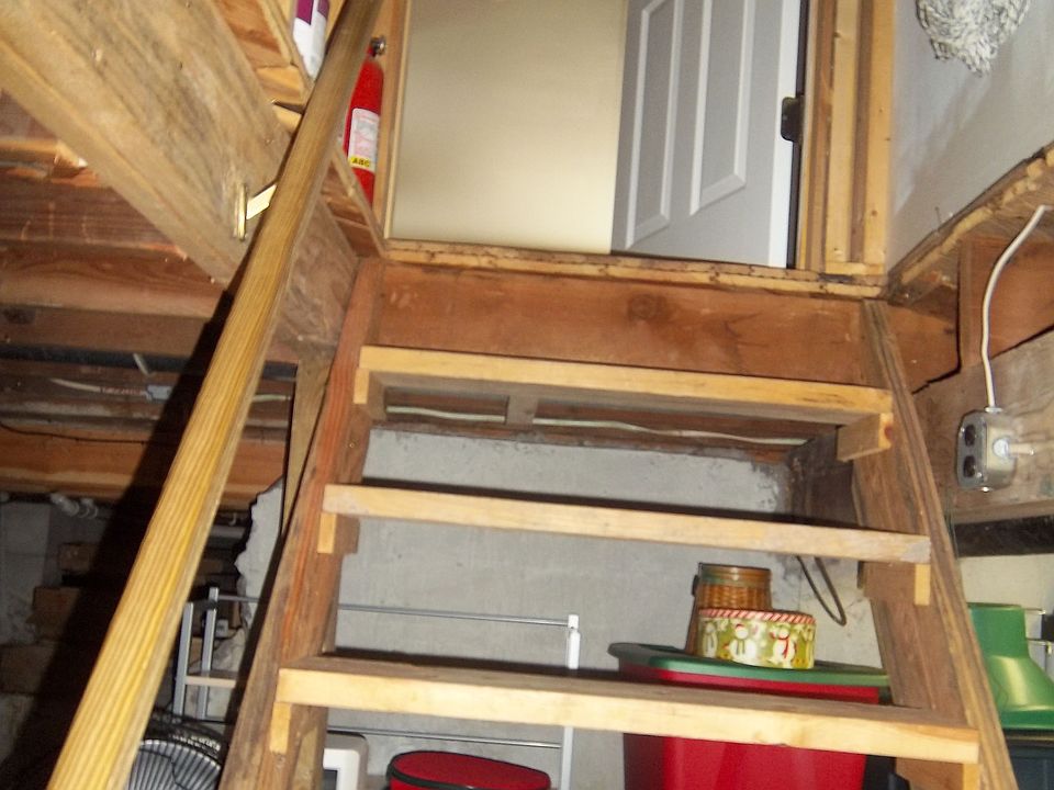 CELLAR STAIRS