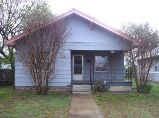 618 W Padon Ave, Blackwell, OK 74631