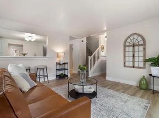 N55W37149 Harvard St, Oconomowoc, WI 53066