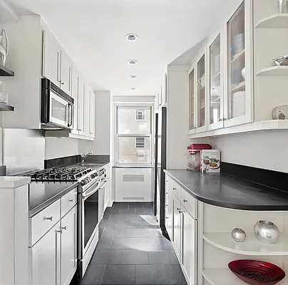 Sold by Compass | media 4