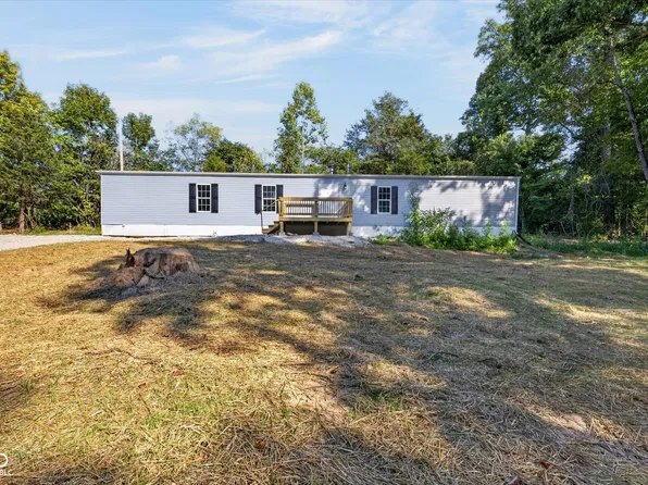 8253 State Highway 43 Hwy, Bloomington, IN 47404