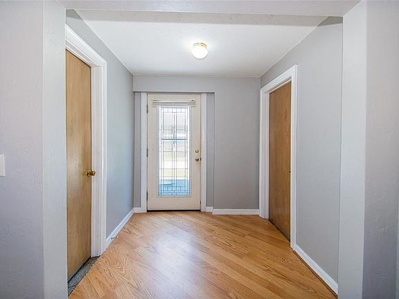 5th image of S 1005 Nekoma Ave