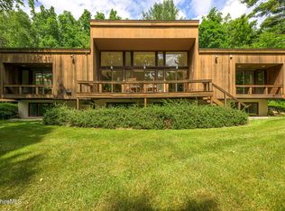 699 Hartsville New Marlboro Rd, Great Barrington, MA 01230