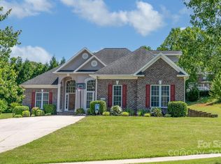 1129 Mayfield Cir NW, Conover, NC 28613