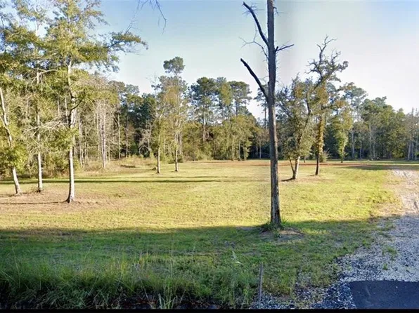 Berry Todd Rd, Lacombe, LA 70445