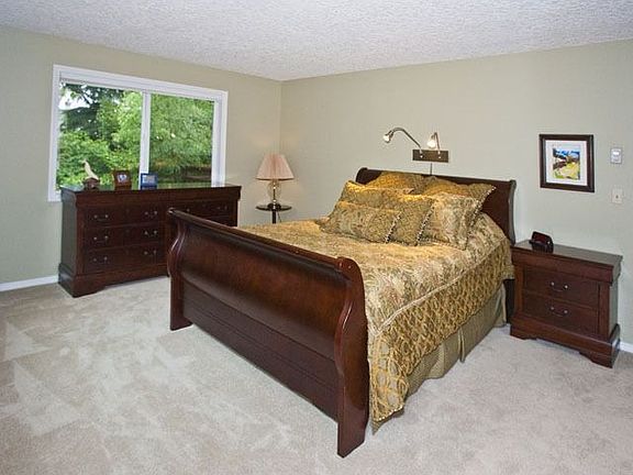 3rd image of 6505 NW Dogwood Dr