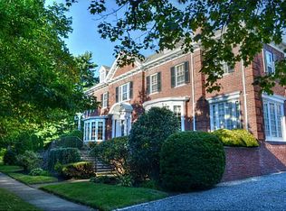 231 Arlington Ave, Providence, RI 02906