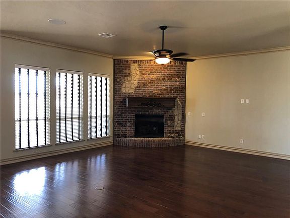 5th image of 5301 SE 104th St