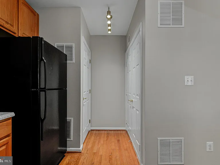 4619 Hummingbird Ln — Photo 14