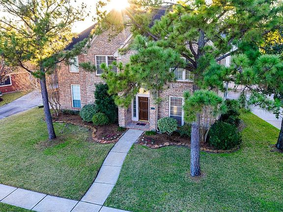 3rd image of 15311 Wisteria Springs Dr