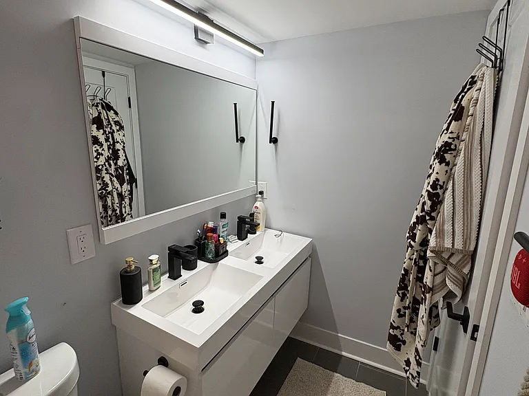 402 W Berks St #1 — Photo 16