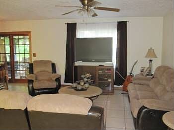 5th image of 3319 Las Brisas Dr