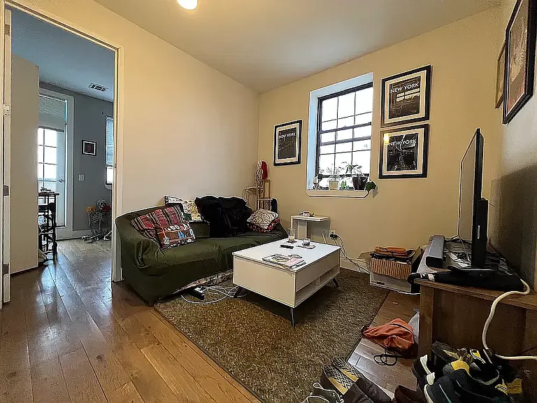 171 Suydam St #4R — Photo 30