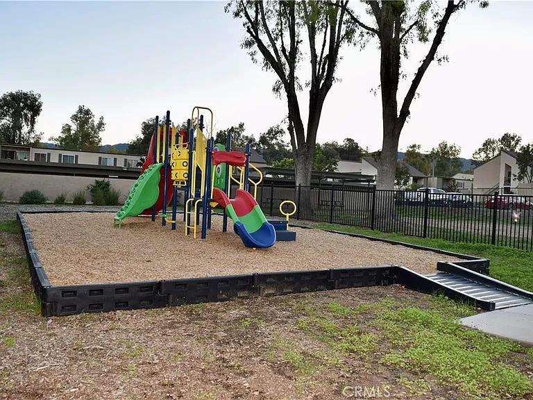 24525 Trevino Dr #24525U2 — Photo 32