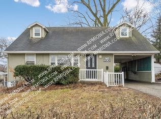 1206 Amos Ave, Des Moines, IA 50315