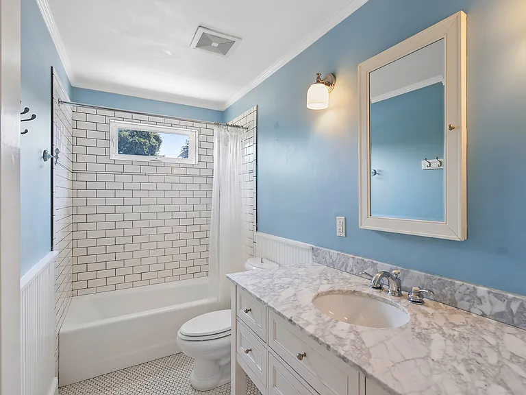 2734 NE 36th Ave #A — Photo 19