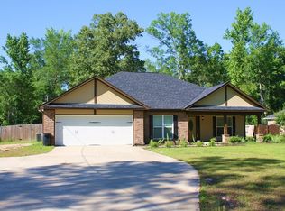 468 Oswichee Rd, Seale, AL 36875