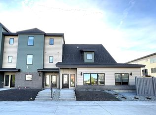 4128 Arthur Dr S, Fargo, ND