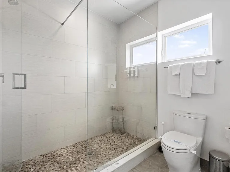 1367 N Ocean Blvd — Photo 23