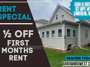 1301 S 10th St #2, Lincoln, NE 68502
